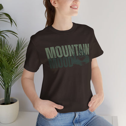 Retro Mountain Mood Tee — Vintage Outdoors Graphic T-Shirt