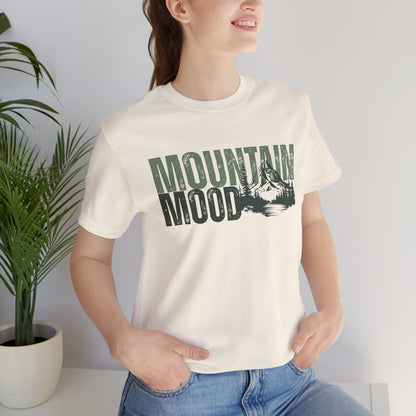 Retro Mountain Mood Tee — Vintage Outdoors Graphic T-Shirt